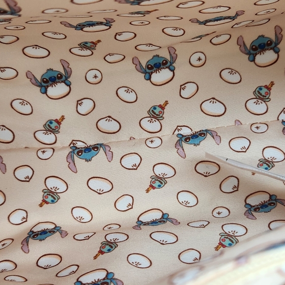 Loungefly × Disney Lilo and Stitch Dumpling Cross Body Zip Up Bag. RARE - Picture 10 of 11